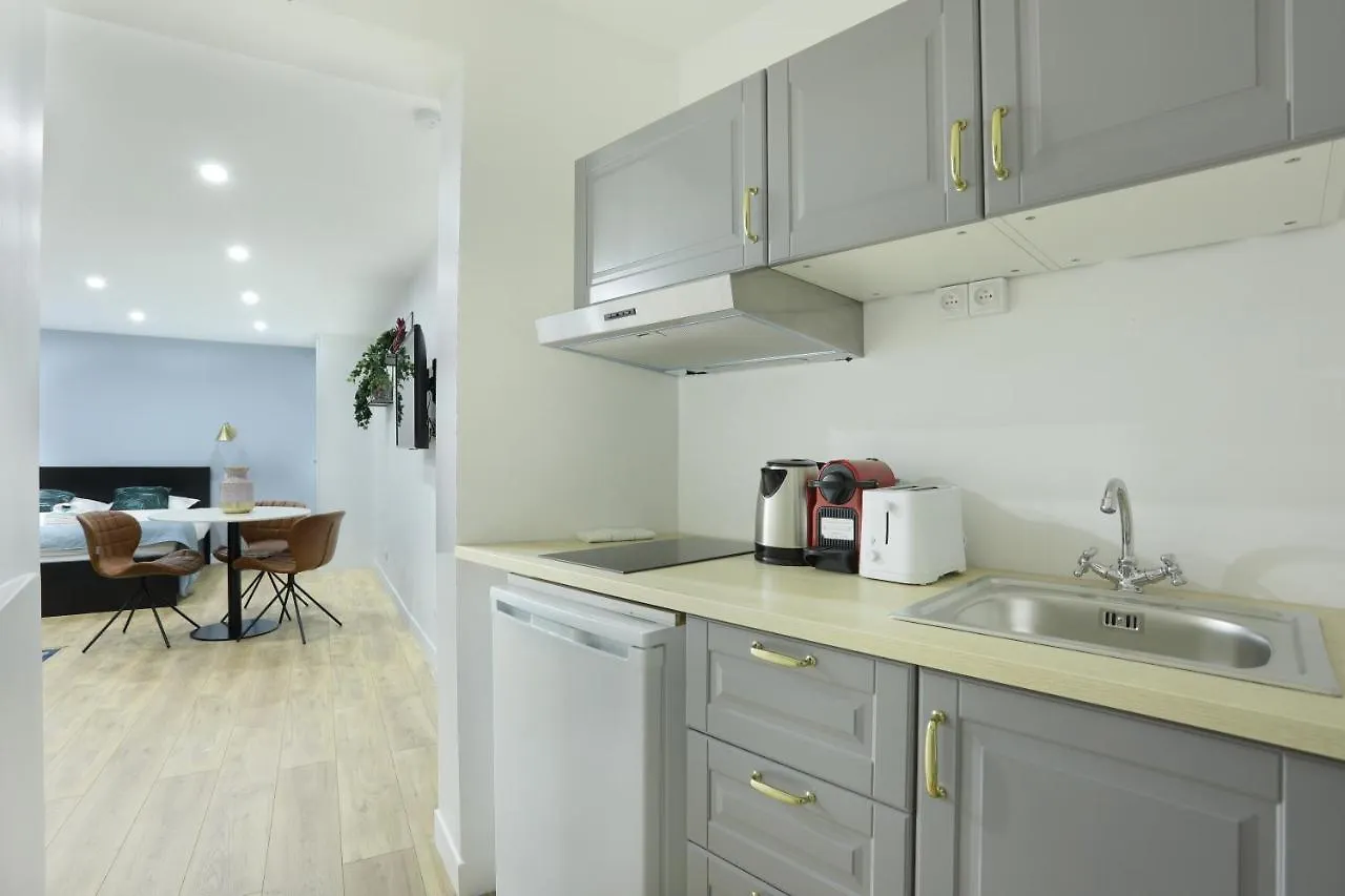 Rent A Room - Residence Caire, Montorgueil Paris 0*,  Frankrike