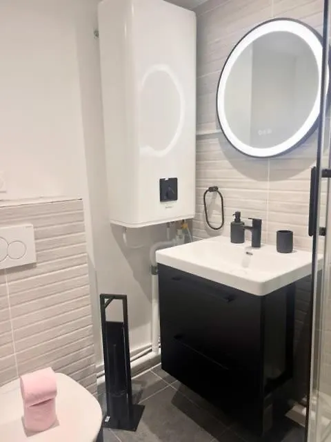 Rent A Room - Residence Caire, Montorgueil Paris
