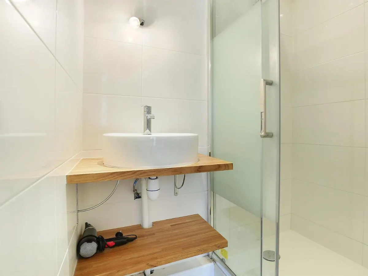 Rent A Room - Residence Caire, Montorgueil Paris Apartamento